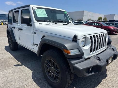 Used 2024 Jeep Wrangler Unlimited Sport AWD/4WD image 3