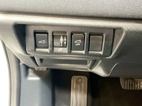 Used 2024 Subaru Outback Premium image 10