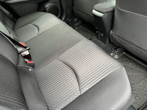 Certified 2018 Toyota Prius Three image 18