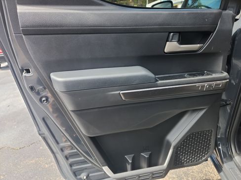 Used 2025 Toyota Tacoma TRD Off-Road image 36