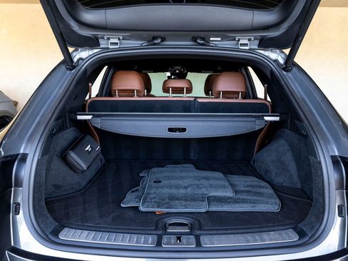 Used 2026 Genesis GV70 2.5T Advanced image 21