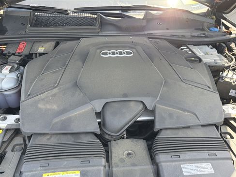 Used 2021 Audi Q7 3.0T Prestige w/ Prestige Package AWD/4WD image 34