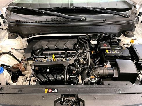 Used 2020 Hyundai Venue SE FWD image 31
