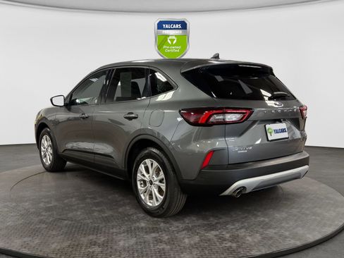 Used 2025 Ford Escape Active FWD image 3