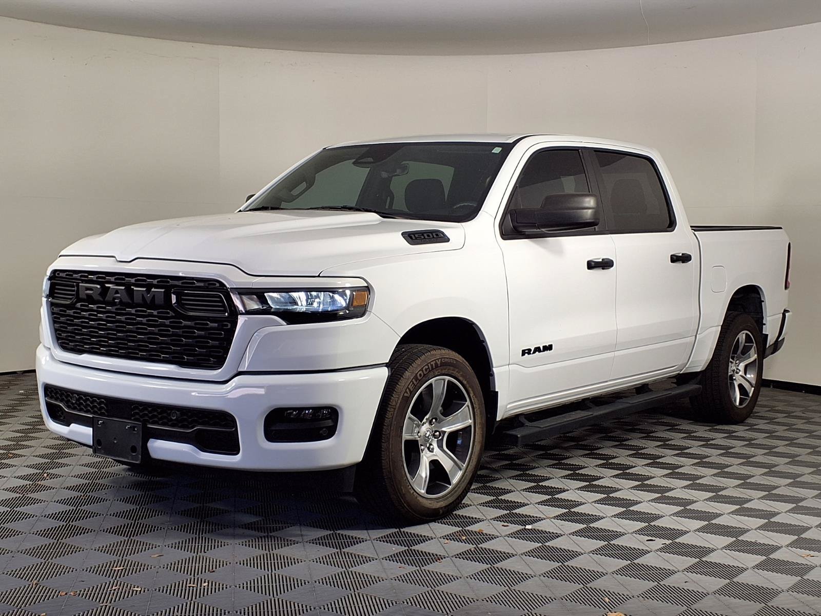 Used 2025 RAM 1500 Tradesman RWD image 3