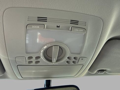 Used 2008 Lexus IS 250 w/ Premium Pkg RWD image 39