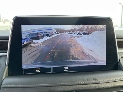 Used 2021 Chevrolet Tahoe Z71 image 37