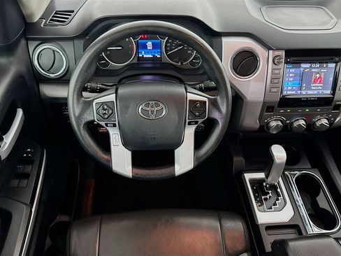 Used 2017 Toyota Tundra SR5 w/ SR5 Upgrade Package RWD image 15