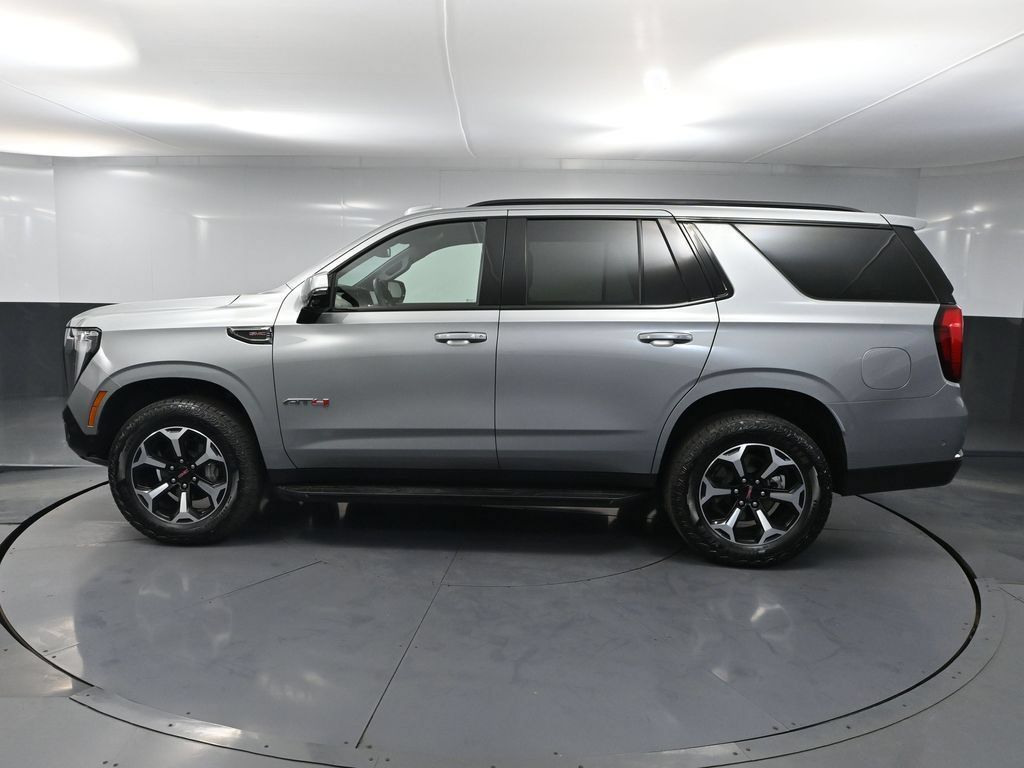 Used 2025 GMC Yukon AT4 AWD/4WD image 7