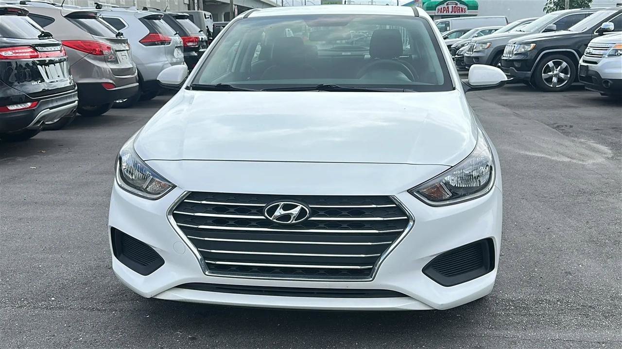 Used 2020 Hyundai Accent SE FWD image 4