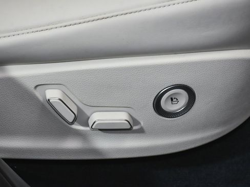 Used 2025 Genesis GV80 3.5T Prestige image 68