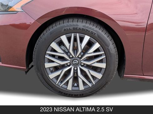 Used 2023 Nissan Altima 2.5 SV image 11