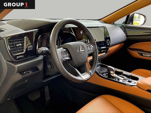 Used 2024 Lexus NX 250 FWD image 15