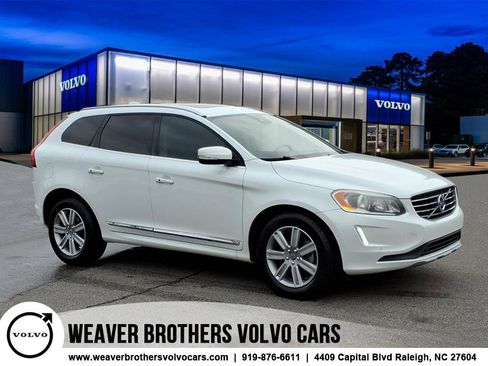 Used 2017 Volvo XC60 T5 Inscription w/ Preferred Option Package image 1