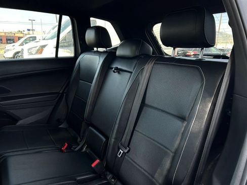Used 2021 Volkswagen Tiguan SE R-Line AWD/4WD image 24