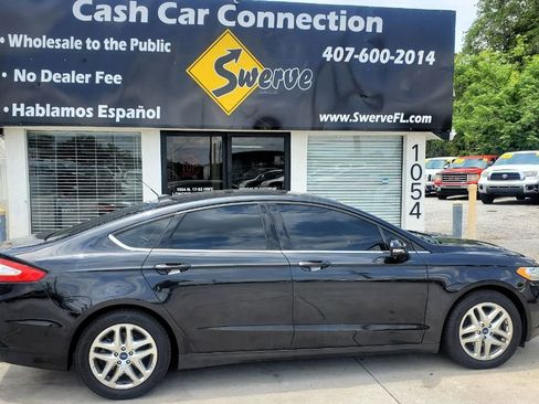 Used 2014 Ford Fusion SE FWD image 7
