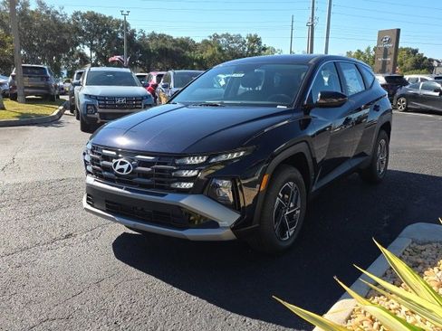New 2026 Hyundai Tucson Blue SE image 2