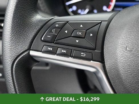 Used 2024 Nissan Sentra SV image 38