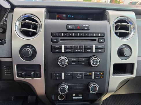 Used 2011 Ford F150 XLT w/ XLT Chrome Pkg AWD/4WD image 20