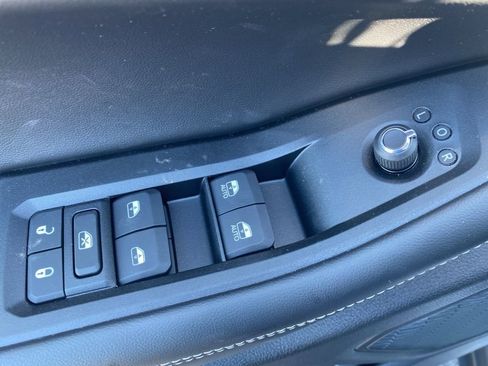 New 2025 Jeep Grand Cherokee Limited w/ Black Appearance Package image 11