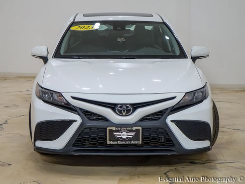 Used 2023 Toyota Camry SE w/ Cold Weather Package AWD/4WD image 5