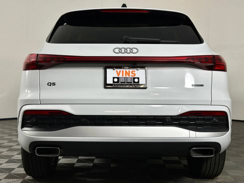 Used 2025 Audi Q5 Premium AWD/4WD image 27