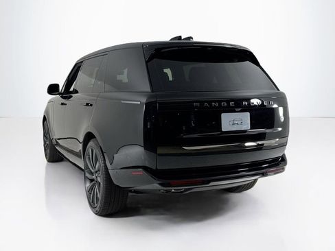 New 2026 Land Rover Range Rover SV image 3
