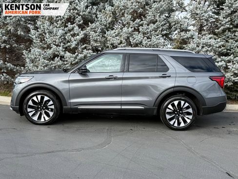 Used 2025 Ford Explorer Platinum w/ LUX Leather Package image 3