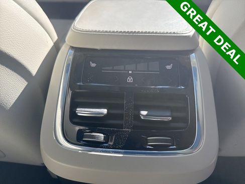Used 2020 Volvo XC90 T6 Inscription w/ Protection Package Premier image 18