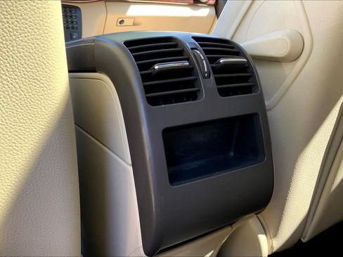 Used 2015 Mercedes-Benz GLK 350 4MATIC image 34