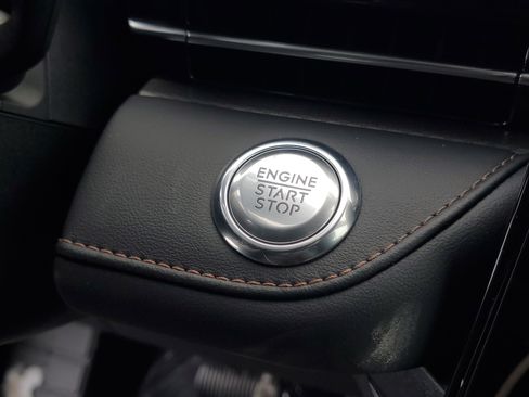 New 2026 Lincoln Nautilus Premier image 19