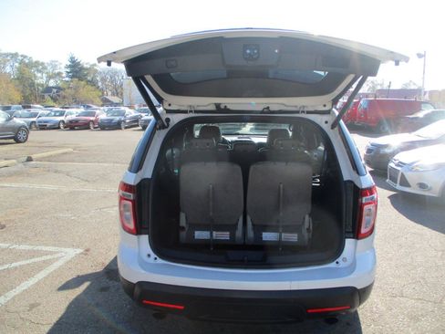 Used 2012 Ford Explorer XLT FWD image 6