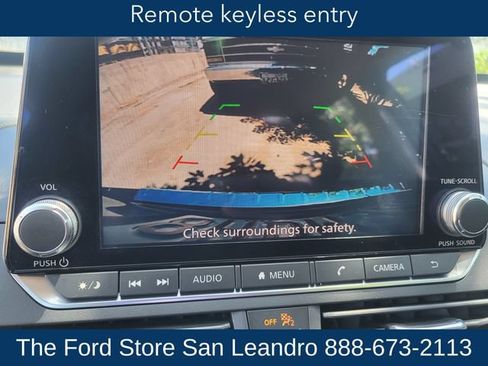 Used 2019 Nissan Altima 2.5 SR FWD image 17