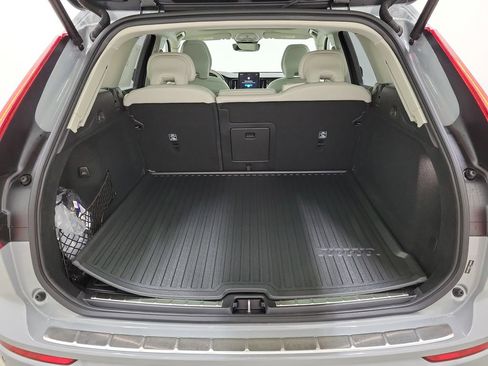 New 2026 Volvo XC60 B5 Ultra w/ Protection Package Premier image 10