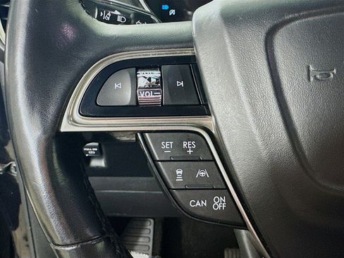 Used 2019 Lincoln Nautilus Reserve w/ Ultimate Package image 17