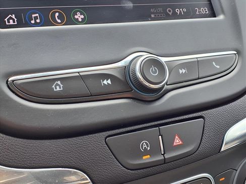 Used 2024 Chevrolet Equinox LT image 15