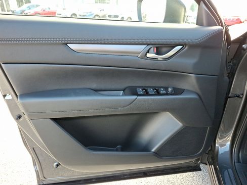 Used 2025 MAZDA CX-5 AWD 2.5 S w/ Preferred Package image 13