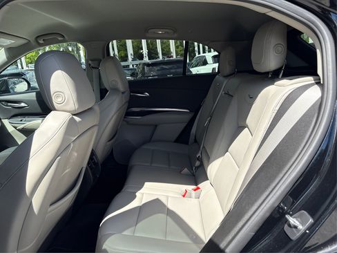 Certified 2023 Cadillac XT4 Luxury w/ Driver Awareness Package image 12