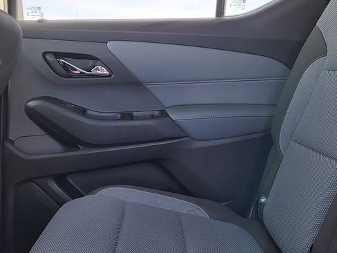 Used 2020 Chevrolet Traverse LT w/ LPO, Floor Liner Package image 16