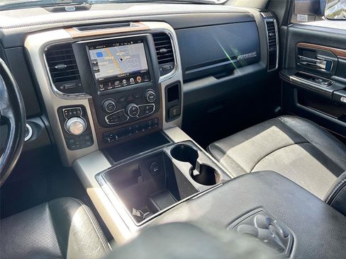 Used 2015 RAM 1500 Laramie w/ Convenience Group AWD/4WD image 24