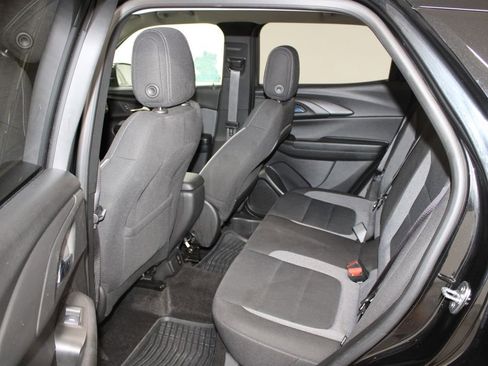 Used 2023 Chevrolet TrailBlazer LT w/ Convenience Package image 22