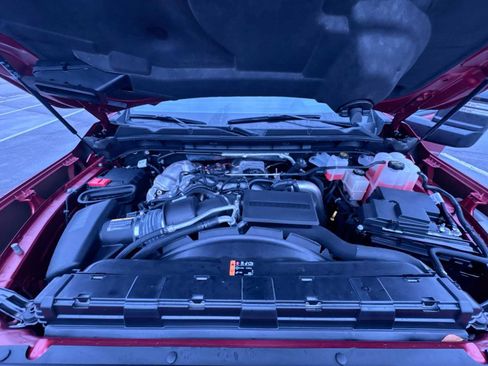 Used 2024 GMC Sierra 2500 AT4 w/ AT4 Premium Plus Package image 11