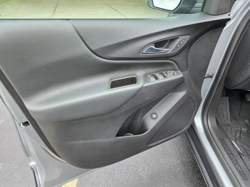 Used 2024 Chevrolet Equinox LT w/ LPO, Floor Liner Package FWD image 25