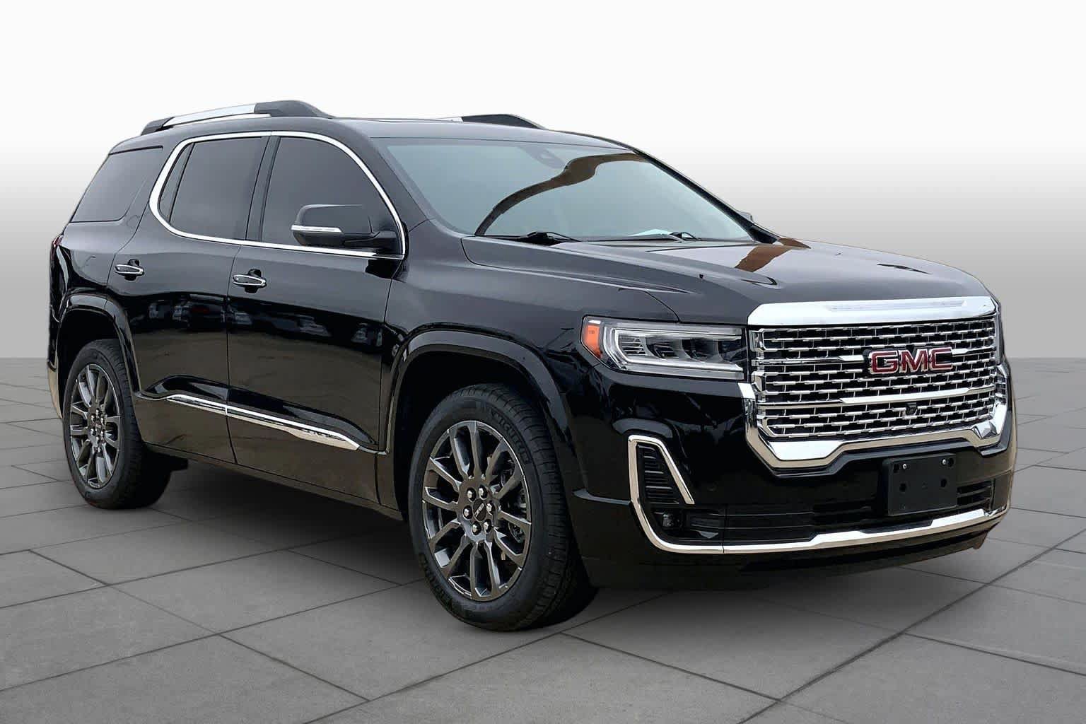 Used 2023 GMC Acadia Denali w/ Black Diamond Edition AWD/4WD image 3