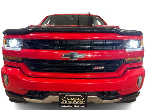 Used 2017 Chevrolet Silverado 1500 LT w/ All Star Edition image 10
