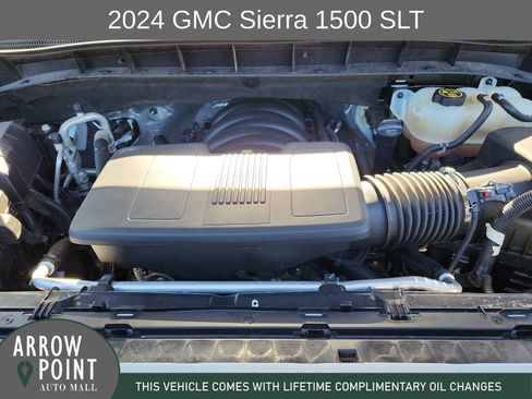 Used 2024 GMC Sierra 1500 SLT image 14