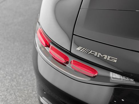 Used 2026 Mercedes-Benz AMG GT 63 image 41