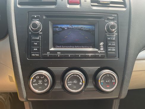 Used 2013 Subaru Crosstrek 2.0i Limited AWD/4WD image 17