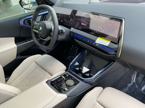 Certified 2025 BMW X3 xDrive30i w/ Convenience Package image 32