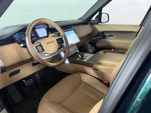 Used 2025 Land Rover Range Rover Long Wheelbase Autobiography AWD/4WD image 13